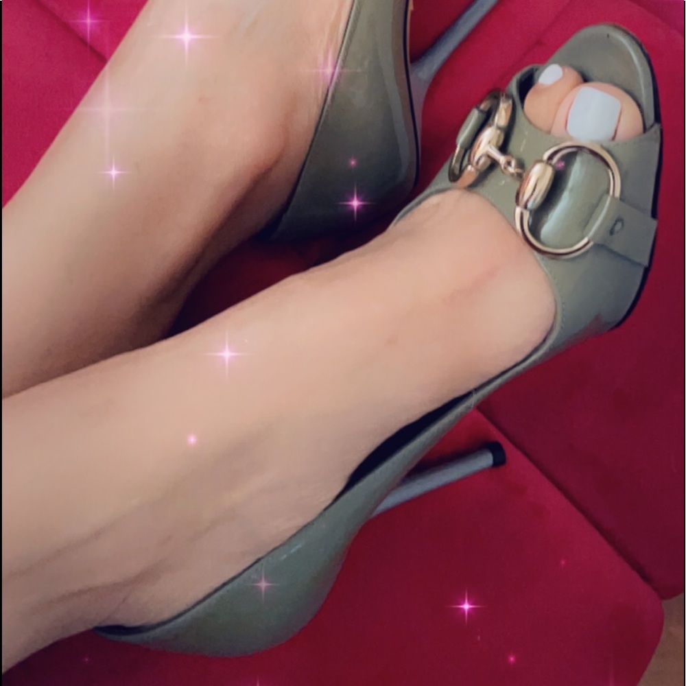 Gucci heels 😍🥰